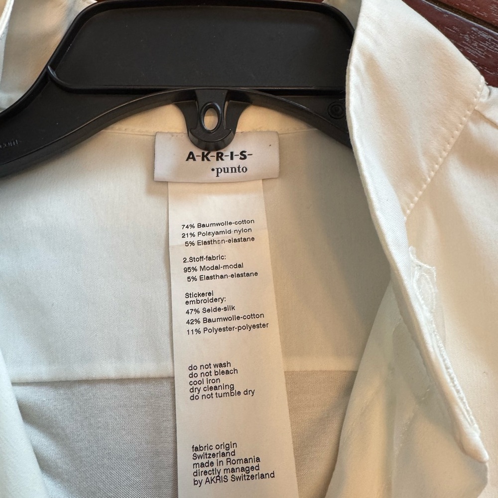 Akris Punto Cream Blouse - Picture 5 of 7